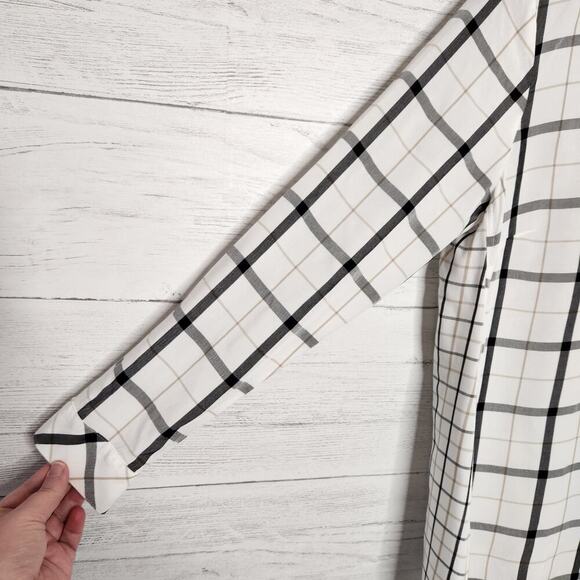 J. Jill Black & White Plaid Longsleeve Button Down Small Petite - Picture 4 of 12
